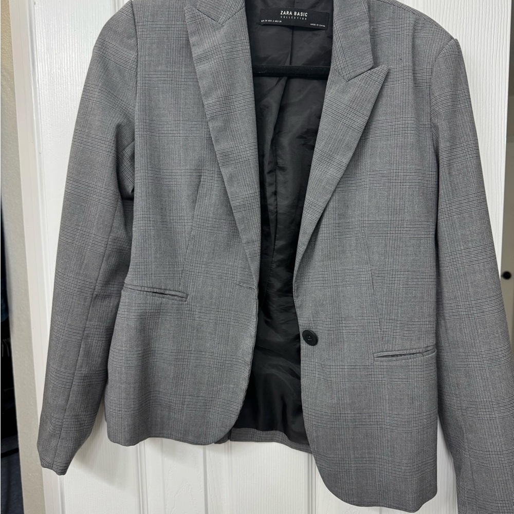 Zara Gray Single-Breasted Blazer with Notched Lapel